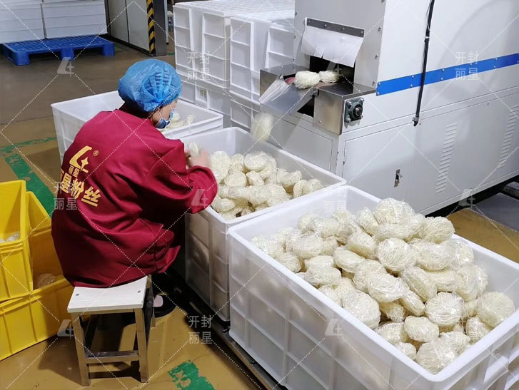 PP电子游戏机械为宽大“三粉”行业投资者提供多元化方便粉丝机设备