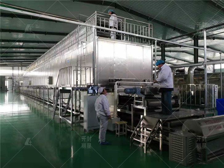 马铃薯淀粉是怎么通过粉丝加工机械设备造作成粉条的？