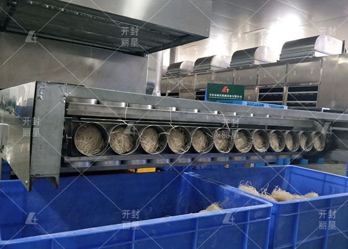 PP电子游戏速食粉丝机成套设备，一机多用转化矫捷