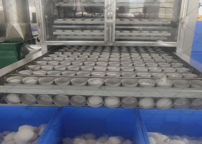 PP电子游戏日产1.5吨的方便粉丝机出产线在西藏日喀则投产使用